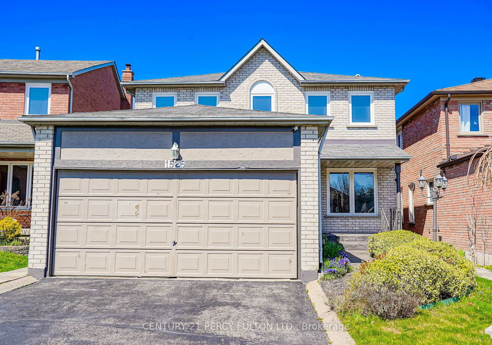 1525-sturgeon-court-pickering-ontario-e13111464