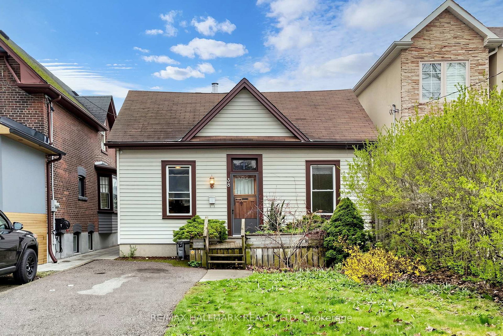38-norwood-road-toronto-ontario-e13111486