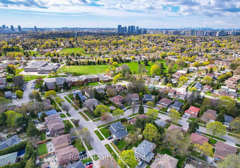85-shellamwood-trail-scarborough-ontario-e13111554