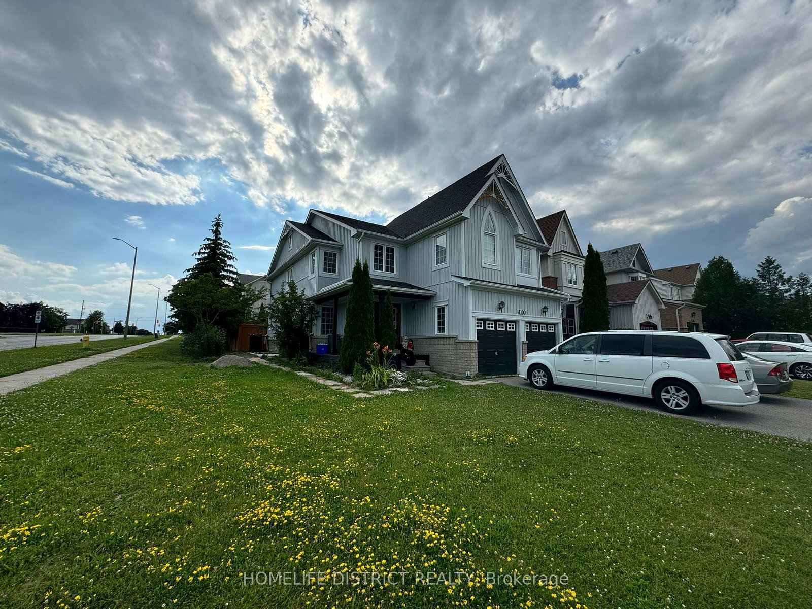 1100-ashgrove-crescent-oshawa-ontario-e13111712