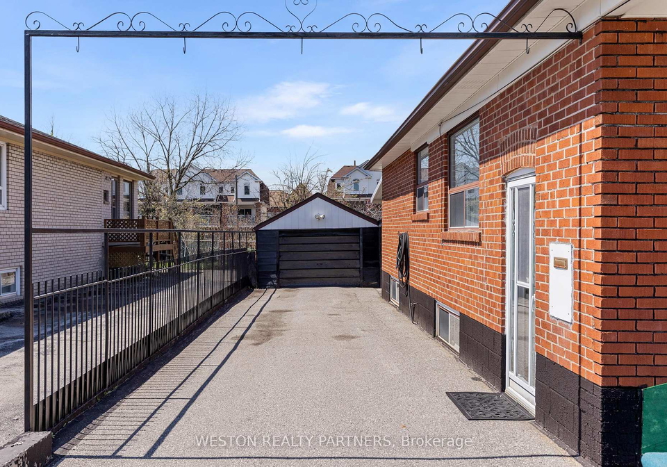 102-cleta-drive-scarborough-ontario-e13113244