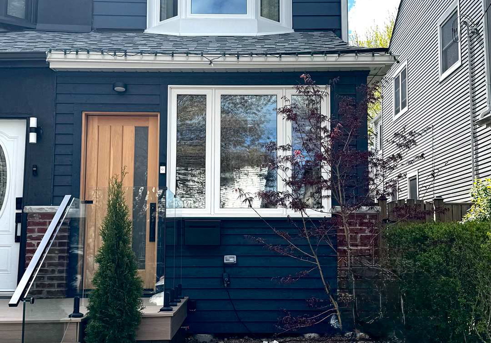 72-hastings-avenue-toronto-ontario-e13115000
