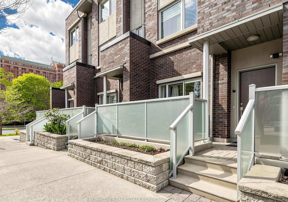 330-village-green-square-scarborough-ontario-e13115024