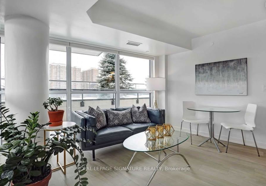 8-trent-avenue-toronto-ontario-e13115232