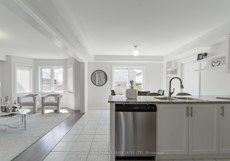 230-bruce-cameron-drive-clarington-ontario-e13115278