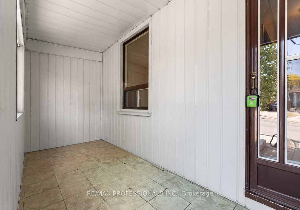 328-donlands-avenue-east-york-ontario-e13115588