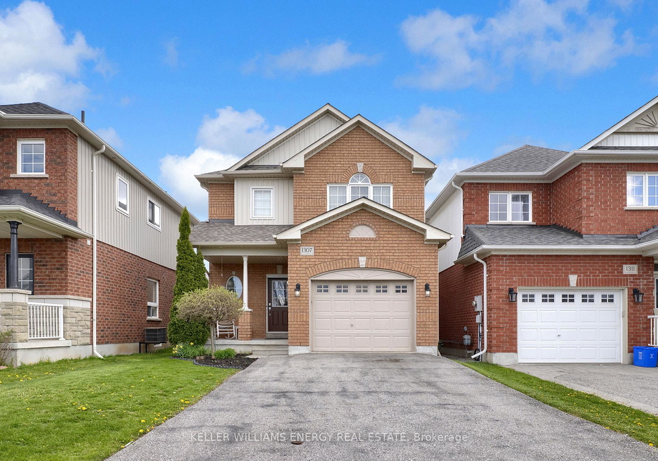 1307-macinally-court-oshawa-ontario-e13115686