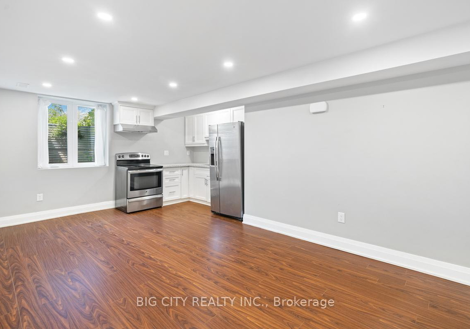 465a-cosburn-avenue-east-york-ontario-e13116398