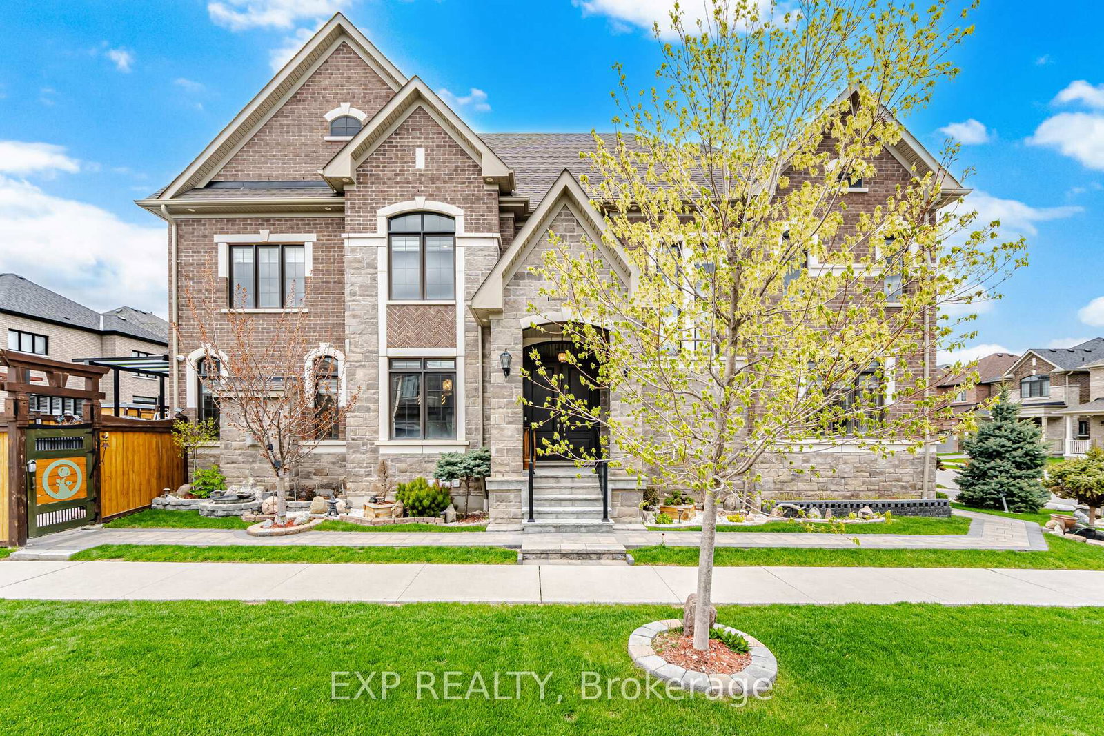 13-arksey-street-whitby-ontario-e13116672
