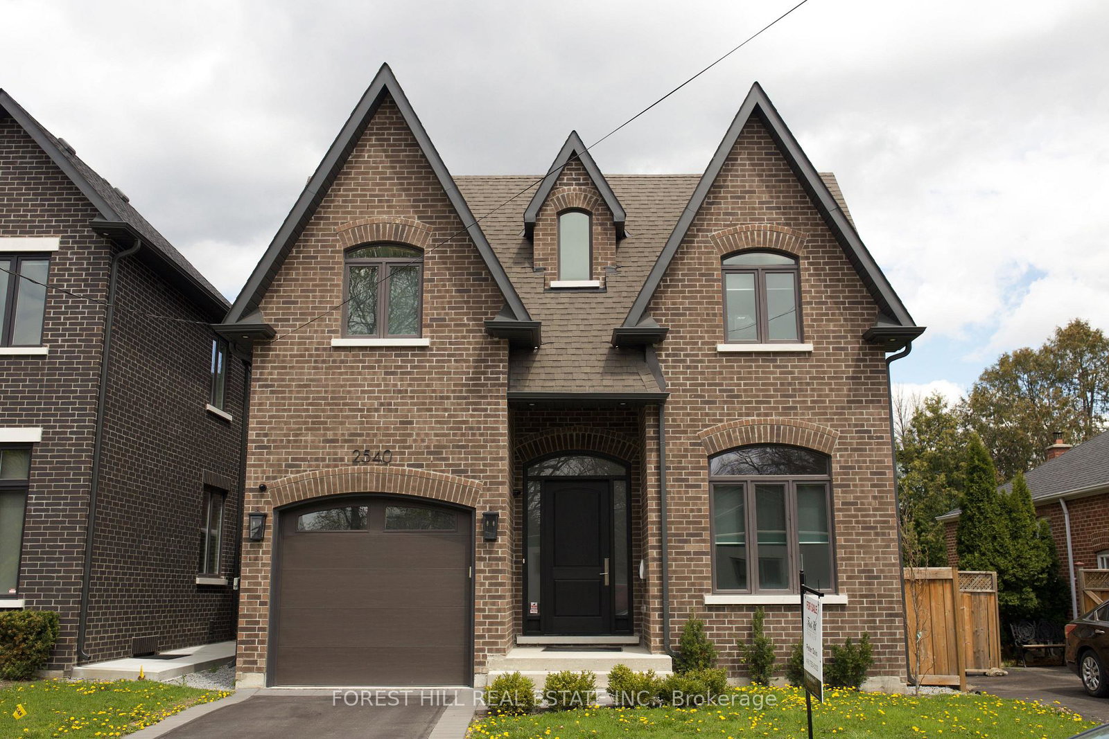 2540-st-clair-avenue-e-east-york-ontario-e13116780