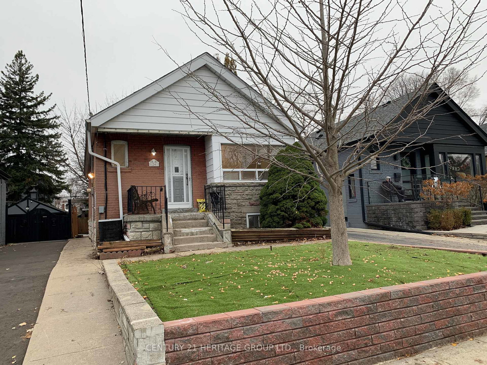 24-hutton-avenue-east-york-ontario-e13117242