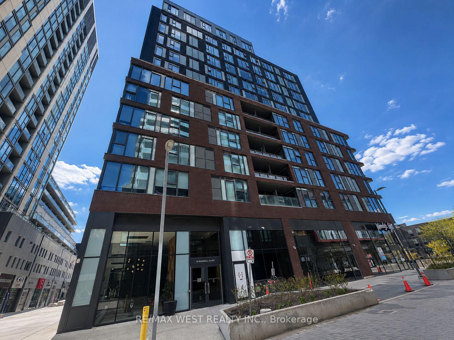 30-baseball-place-toronto-ontario-e13118984
