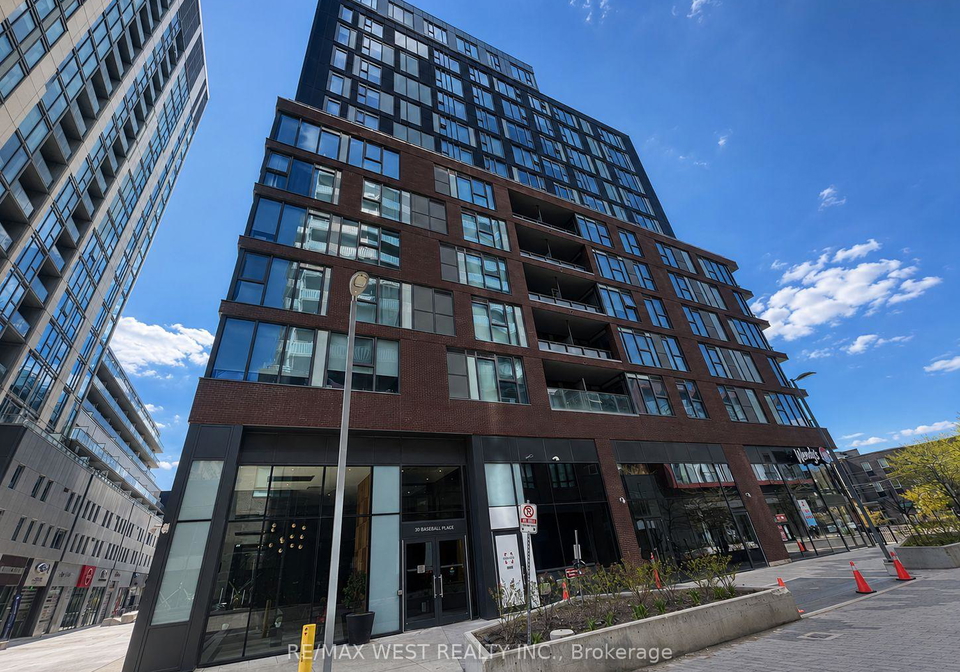 30-baseball-place-toronto-ontario-e13118984