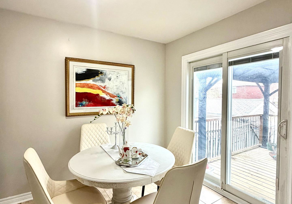 12-grayson-crescent-scarborough-ontario-e13119342