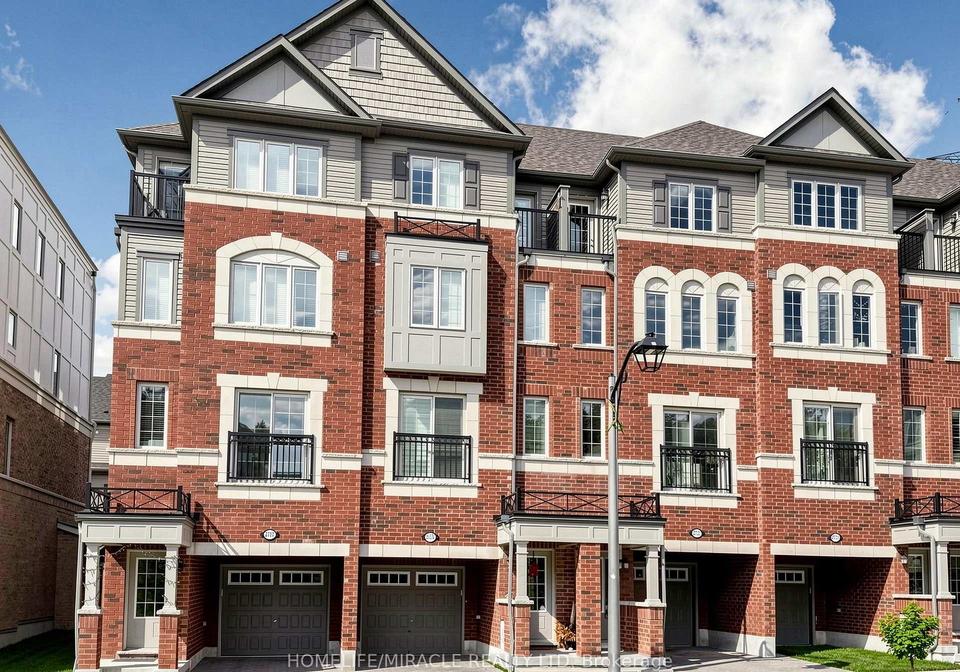2725-deputy-minister-path-oshawa-ontario-e13119400
