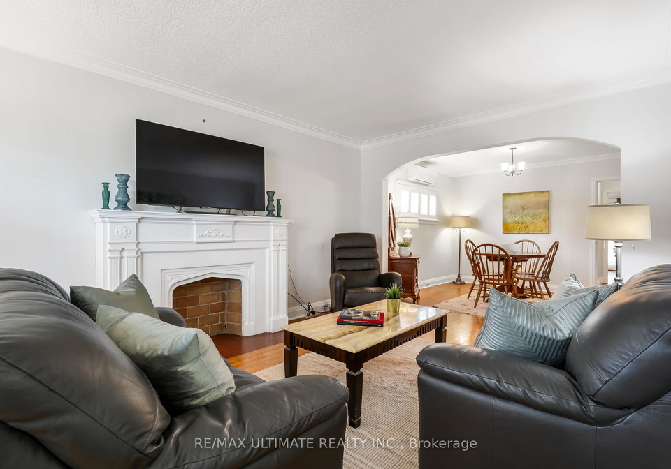 220-parkview-hill-crescent-east-york-ontario-e13119536