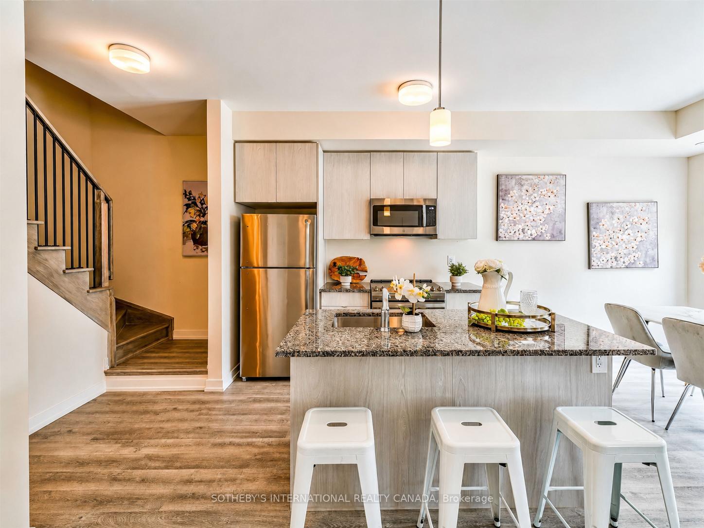 2550-castlegate-crossing-pickering-ontario-e13120138