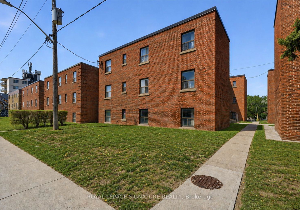1000-oconnor-drive-east-york-ontario-e13120878