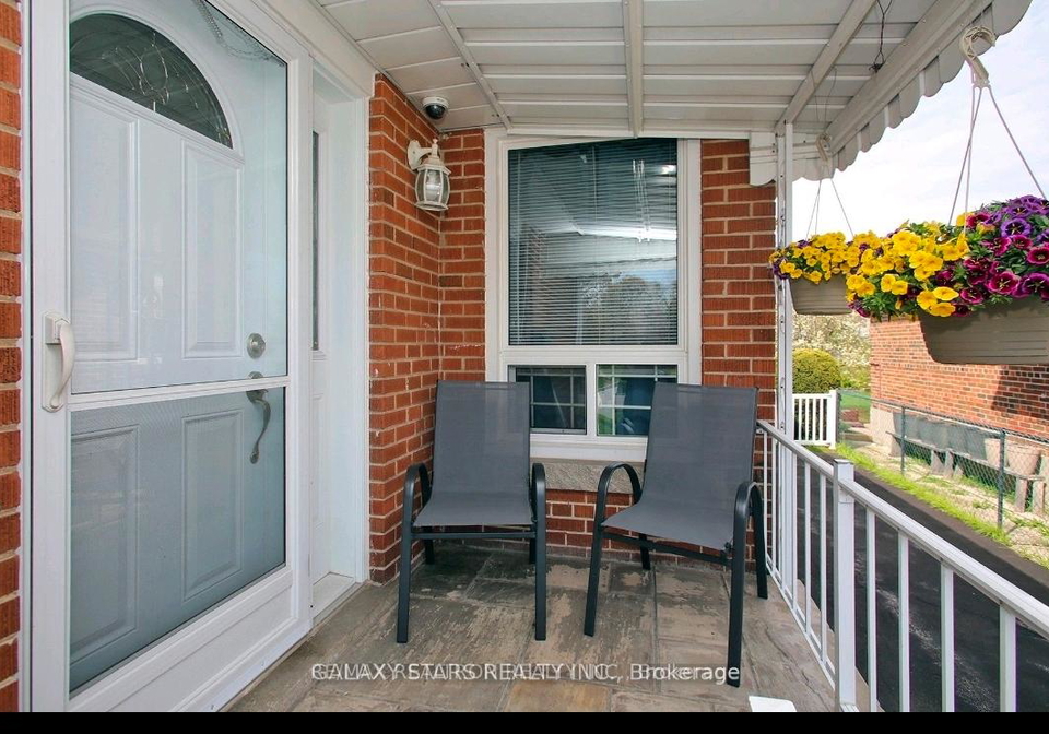 94-dewey-drive-scarborough-ontario-e13121626