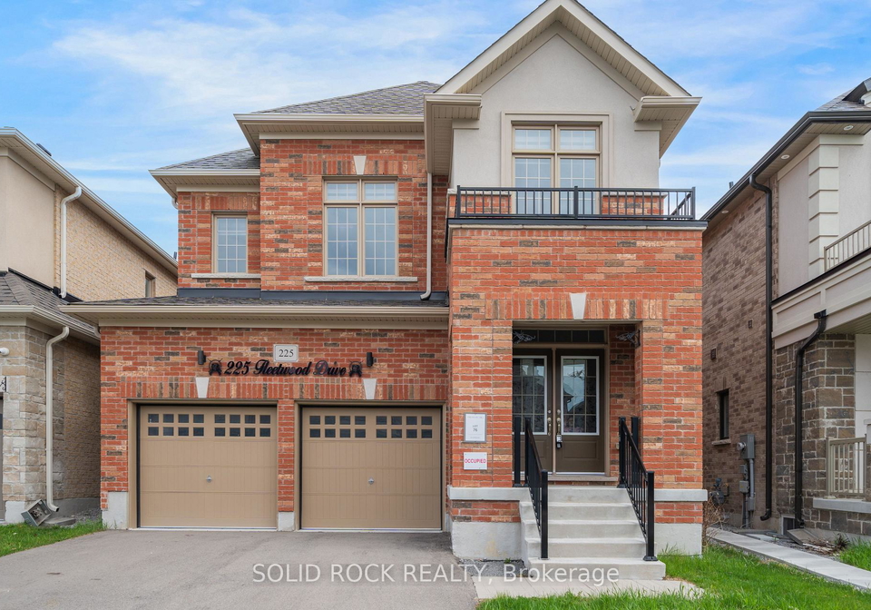 225-fleetwood-drive-oshawa-ontario-e13121672