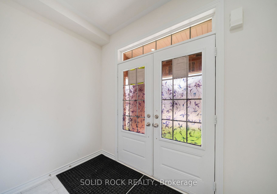 225-fleetwood-drive-oshawa-ontario-e13121672