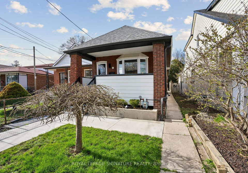 972-cosburn-avenue-east-york-ontario-e13121820