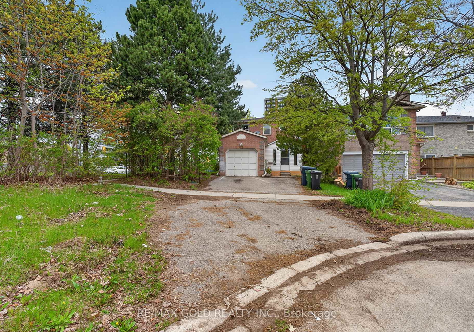 43-saintsbury-square-scarborough-ontario-e13121866