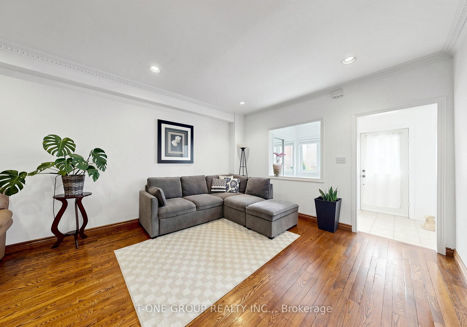 41-madelaine-avenue-scarborough-ontario-e13122592