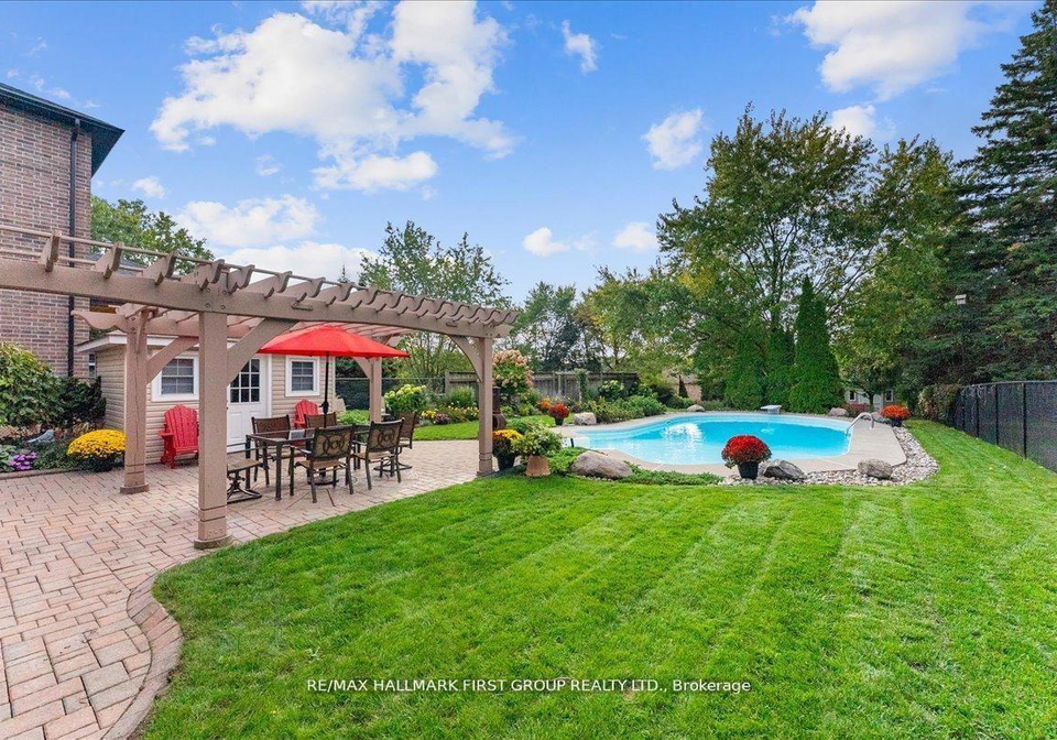 1884-appleview-road-pickering-ontario-e13122800