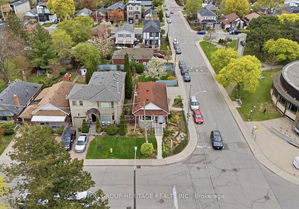 92-durant-avenue-east-york-ontario-e13122970