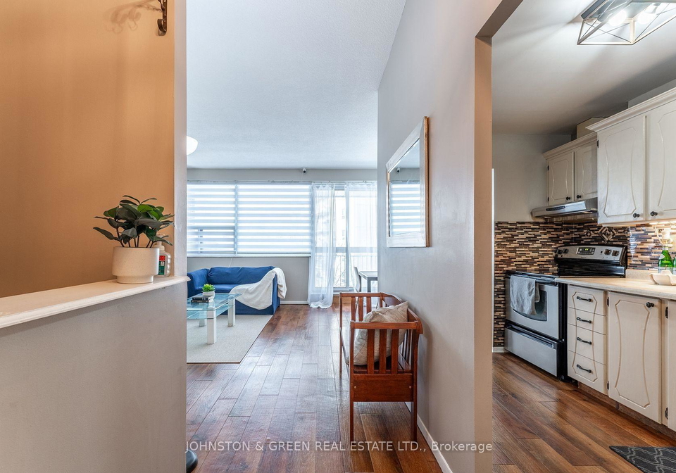 4064-lawrence-avenue-e-scarborough-ontario-e13123246