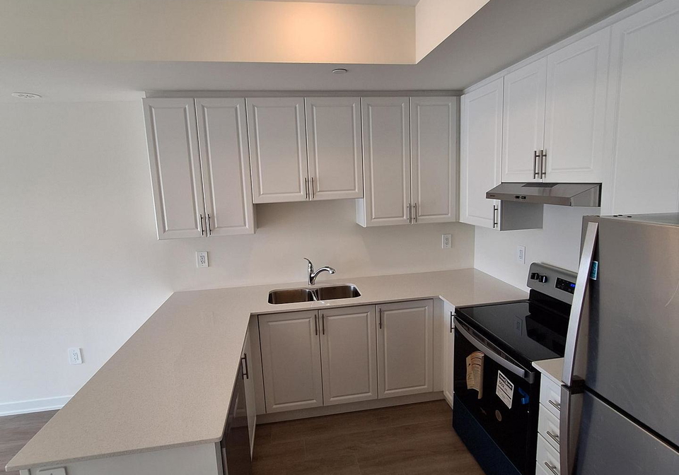 1695-dersan-street-pickering-ontario-e13123262
