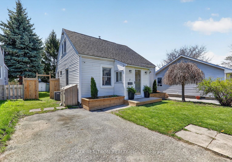 7-york-street-ajax-ontario-e13123336