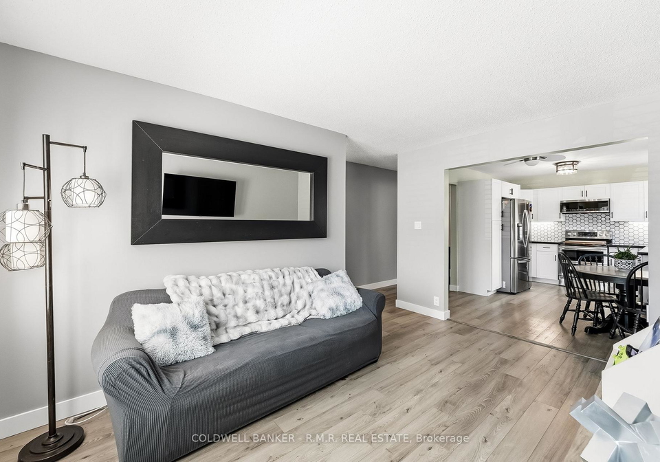 590-pondtail-court-oshawa-ontario-e13124102