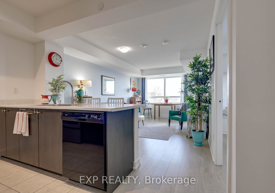8-trent-avenue-toronto-ontario-e13125456