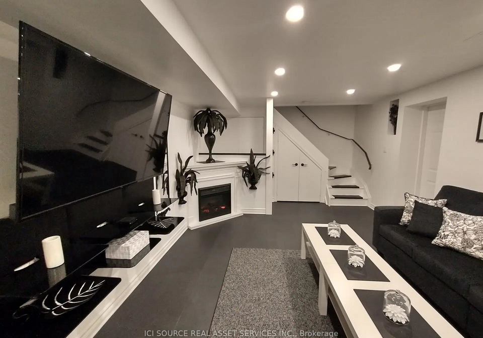 32-ontoro-boulevard-ajax-ontario-e13125986