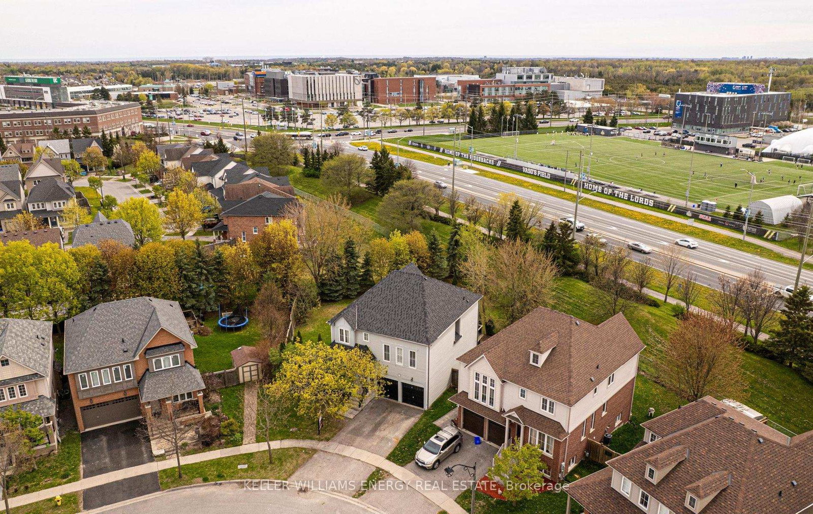 105-woodbine-place-oshawa-ontario-e13129546