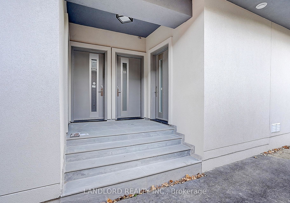 1344-pape-avenue-east-york-ontario-e13129742
