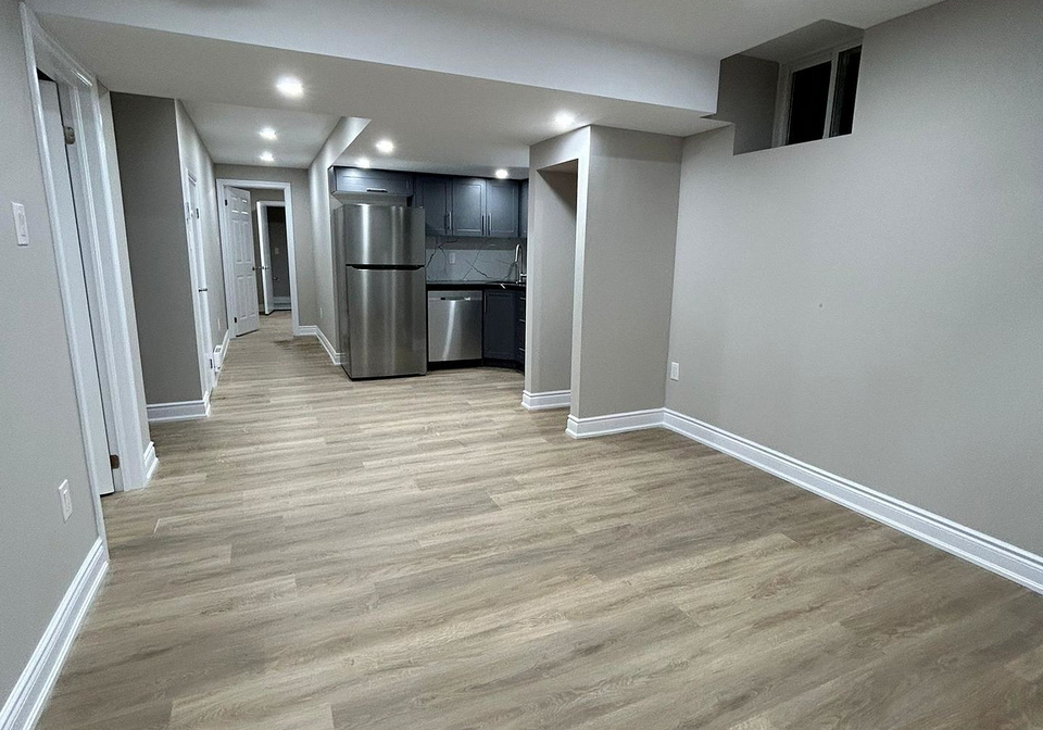 2100-hallandale-street-oshawa-ontario-e13129850