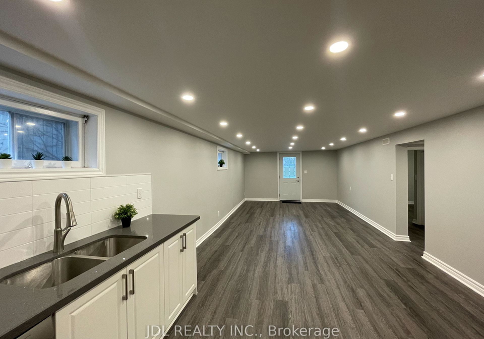 226-lorindale-drive-oshawa-ontario-e13129918