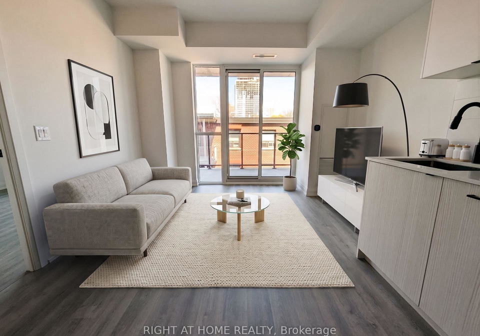 2369-danforth-avenue-toronto-ontario-e13130308
