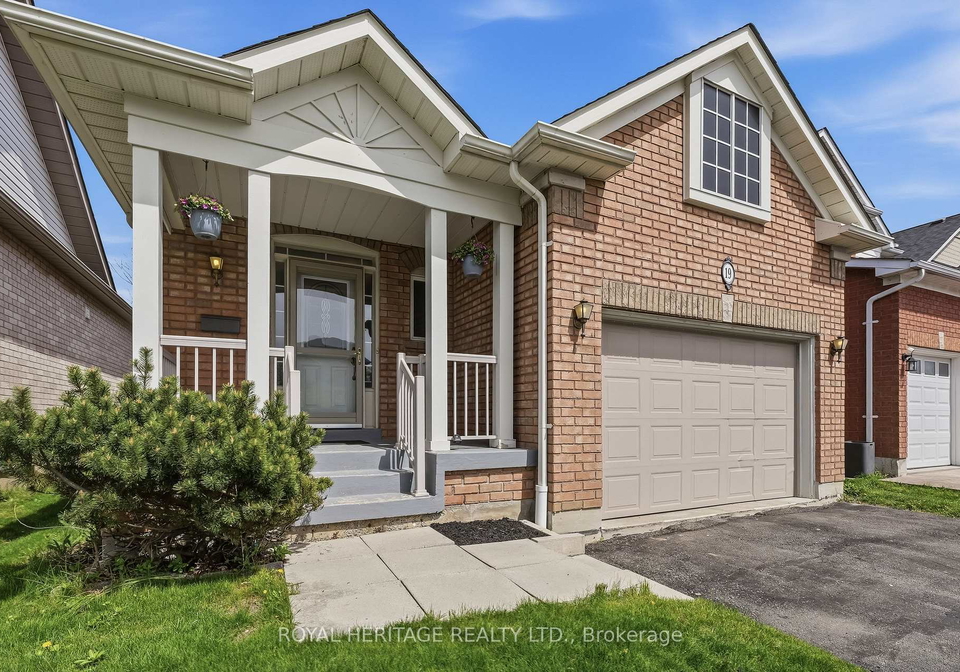 19-fitzpatrick-court-whitby-ontario-e13130656