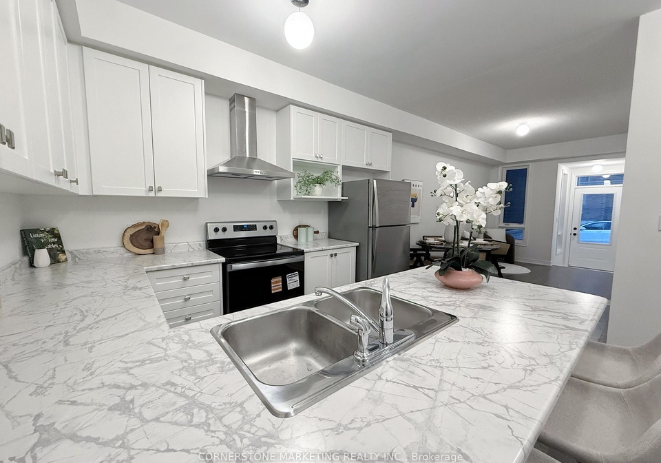 1254-elizabeth-mackenzie-drive-pickering-ontario-e13130868