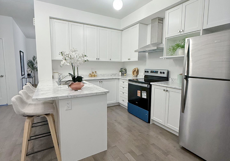 1254-elizabeth-mackenzie-drive-pickering-ontario-e13130868