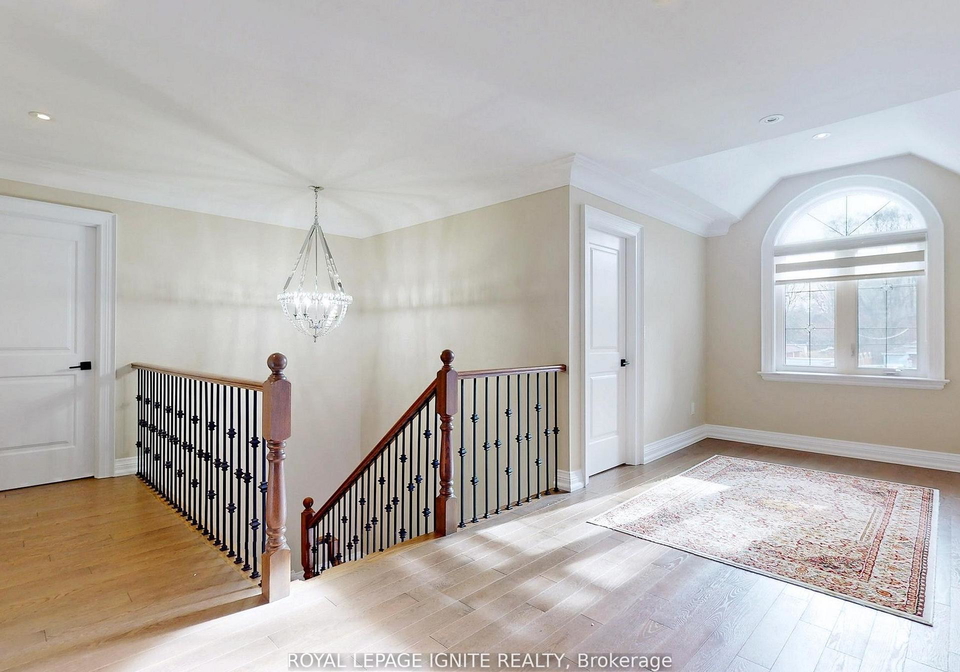 20-chatterton-boulevard-scarborough-ontario-e13131182