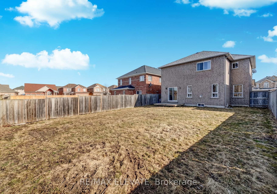 4-pardon-avenue-e-whitby-ontario-e13131428