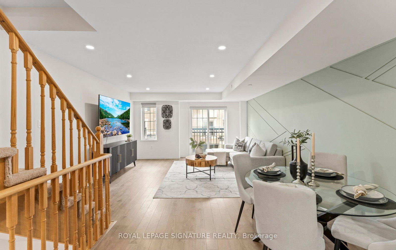 443-22-filly-path-oshawa-ontario-e13131904