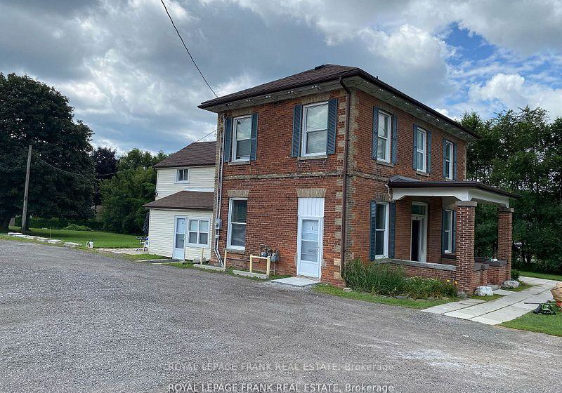 859-dundas-street-w-whitby-ontario-e13133030