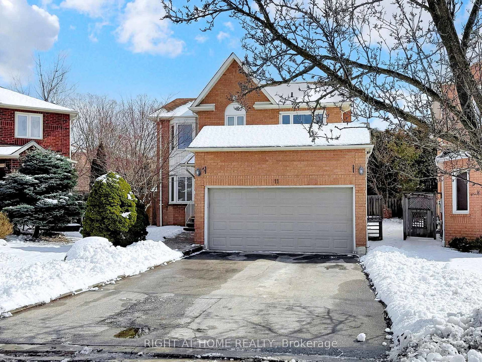 11-hawker-court-ajax-ontario-e13133414
