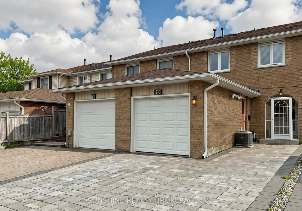 70-copperwood-square-scarborough-ontario-e13133450